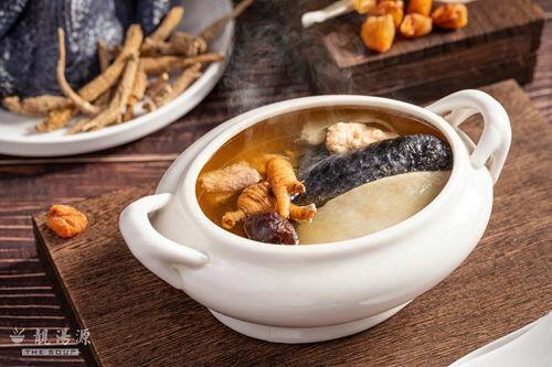 Stewed Soup Tender Chicken And American Ginseng